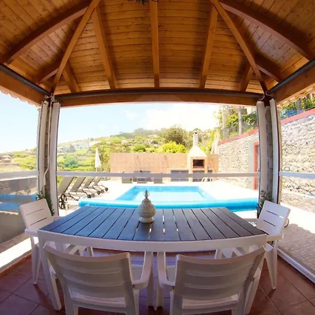 Casa Da Rainha Bungallow *