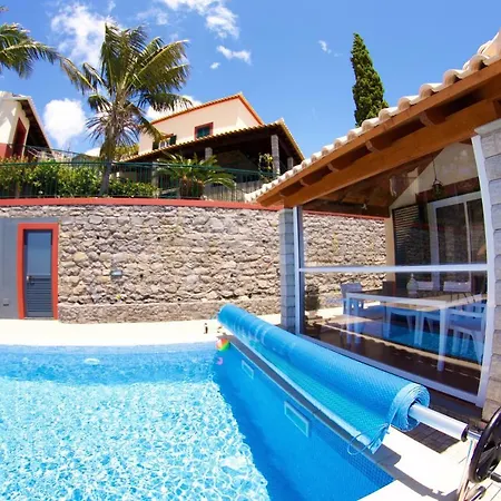 Casa Da Rainha Bungallow Estreito Da Calheta