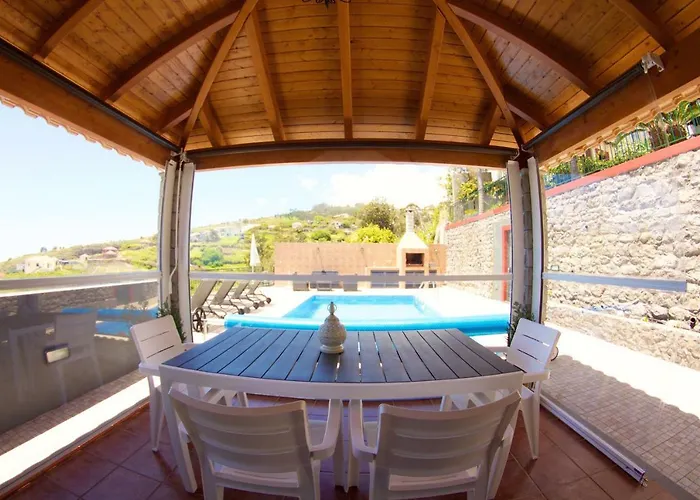 Casa Da Rainha Bungallow *