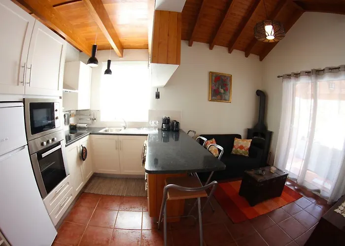 Casa Da Rainha Bungallow Estreito Da Calheta