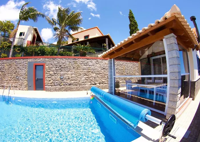 Casa Da Rainha Bungallow Estreito Da Calheta